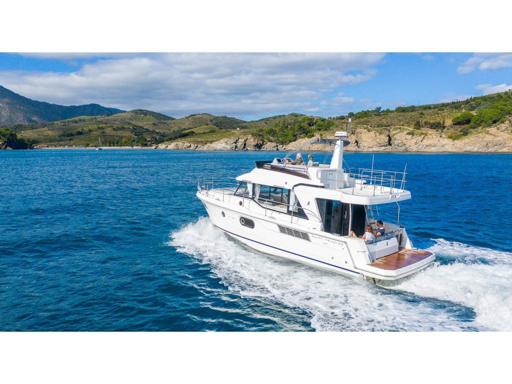 Yacht BENETEAU - Swift Trawler 41 Fly "Judita"