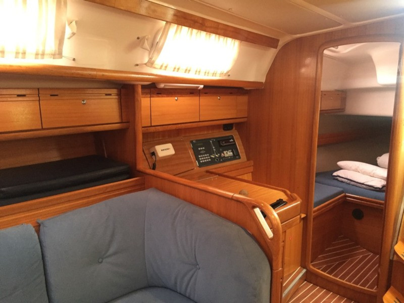 Yacht BAVARIA - 38 Cruiser "Boem"