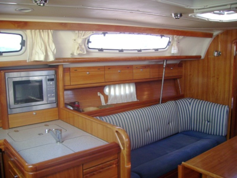 Yacht BAVARIA - 38 Cruiser "Boem"
