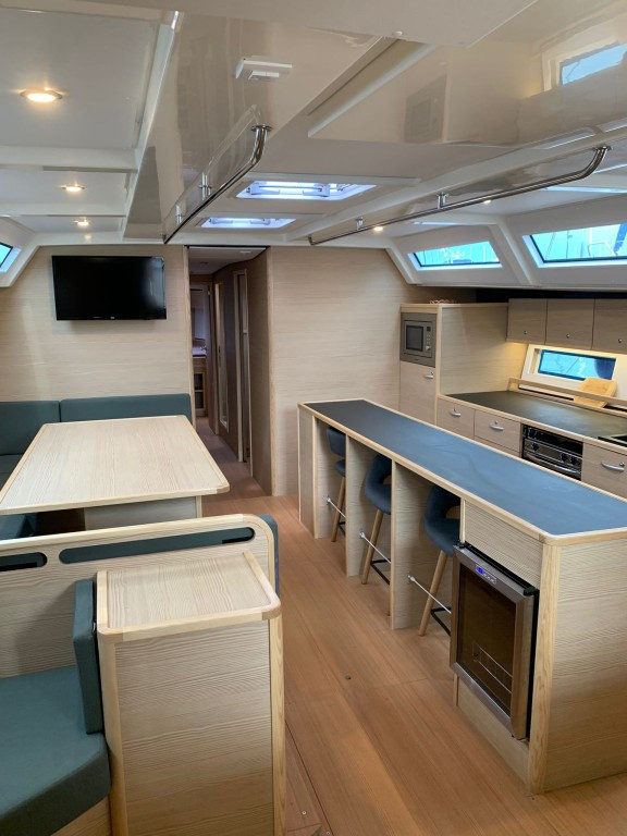 Yacht D & D Yachts - 54.2 "Ocean's Blue"