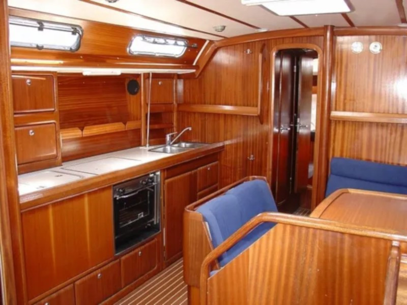 Yacht BAVARIA - 42 Cruiser "Pošip"