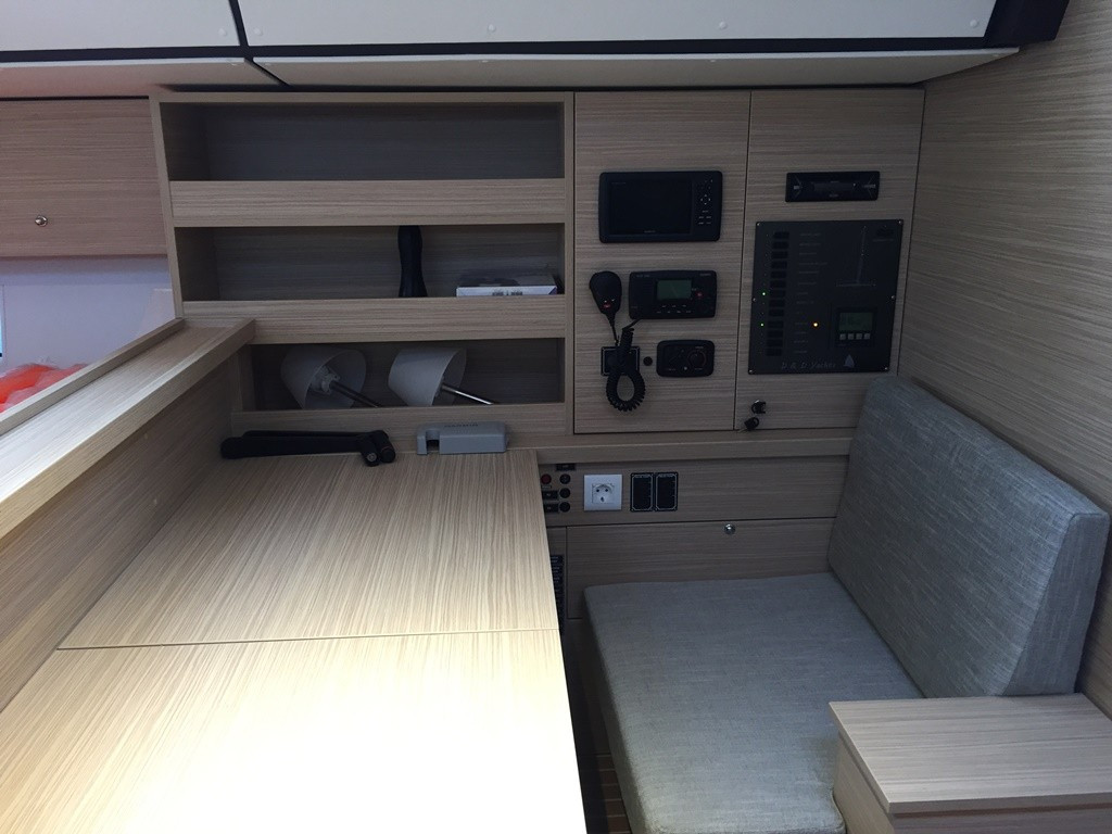 Yacht D & D Yachts - 54.2 "Sunshower"