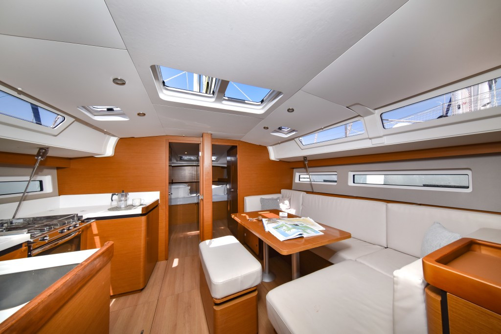 Yacht JEANNEAU - Sun Odyssey 490 "Swannabe"