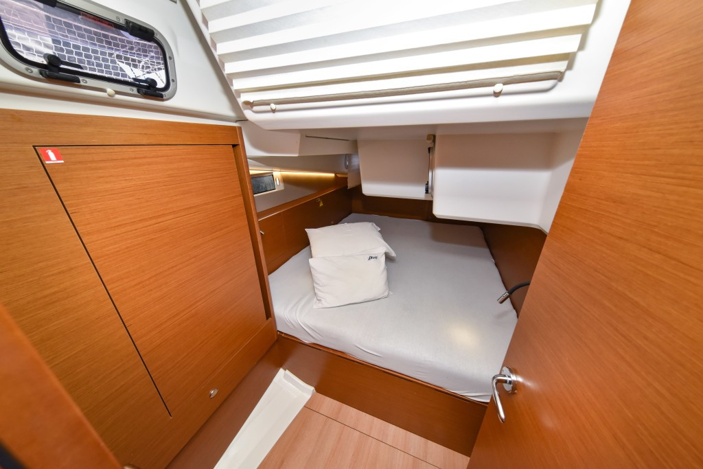 Yacht JEANNEAU - Sun Odyssey 490 "Swannabe"