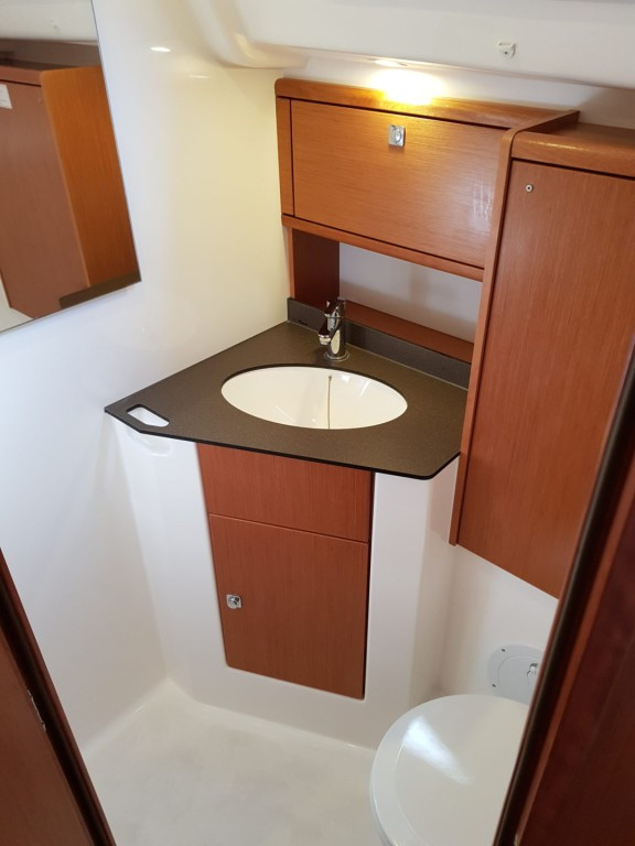 Yacht BAVARIA - Cruiser 51 "Kondor"