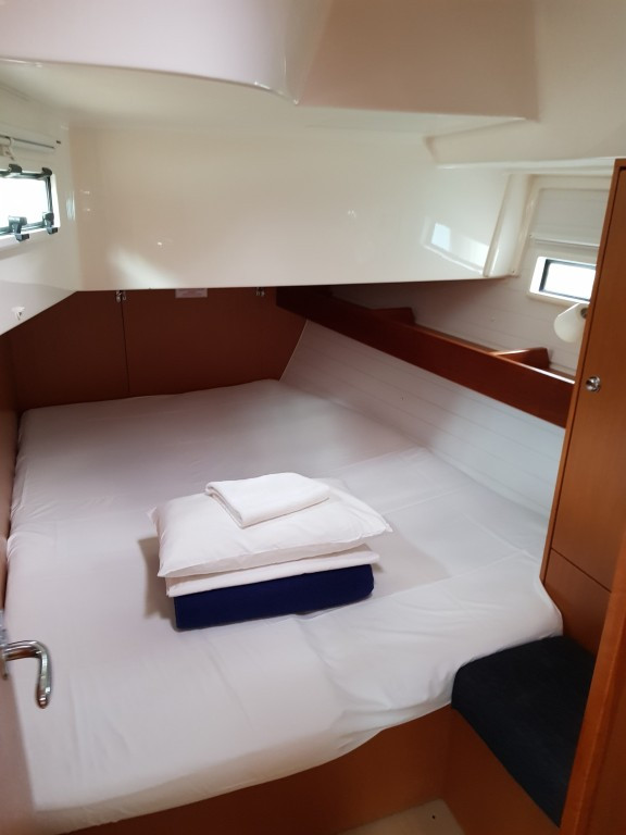 Yacht BAVARIA - Cruiser 45 "Orlan"