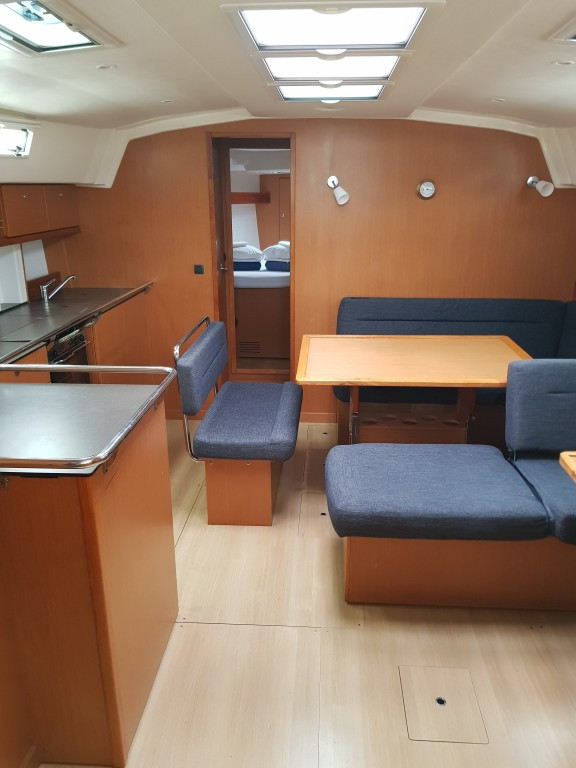 Yacht BAVARIA - Cruiser 45 "Orlan"