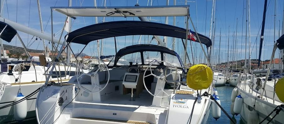 Yacht BAVARIA - Cruiser 51 "Ivolga"