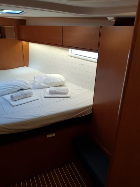 Yacht BAVARIA - Cruiser 51 "Ivolga"