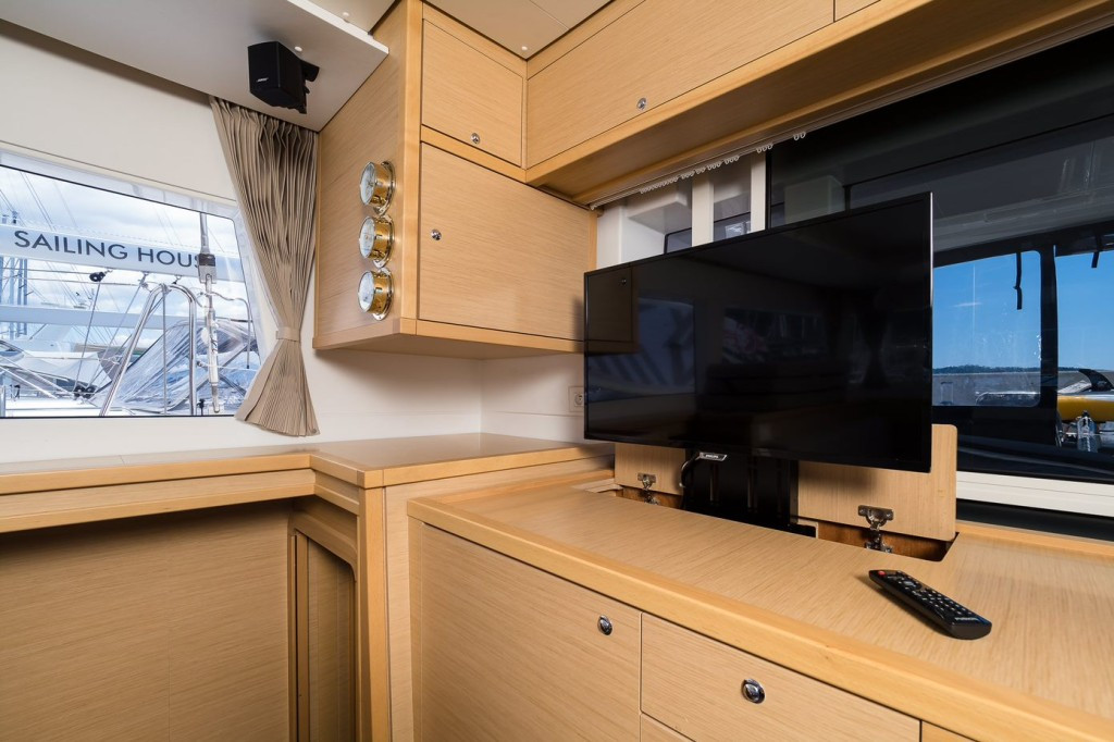 Yacht LAGOON - 450 F "Arctic Prince"