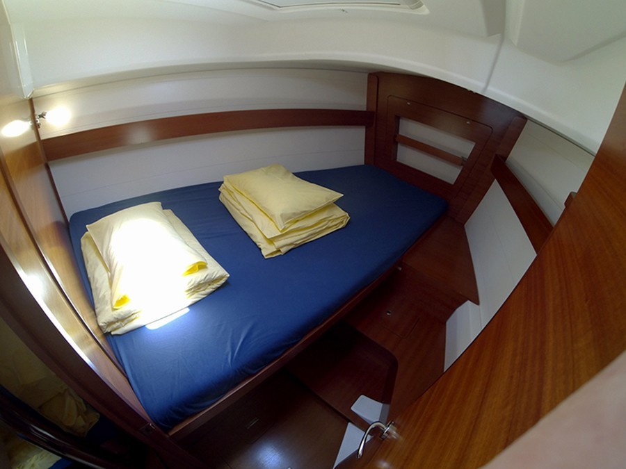 Yacht DUFOUR - 375 Grand Large "China Girl"
