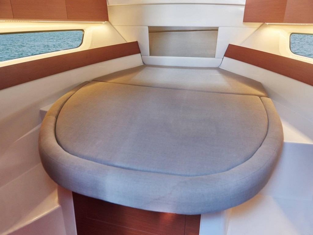 Yacht JEANNEAU - Merry Fisher 895 "Salty Kiss"