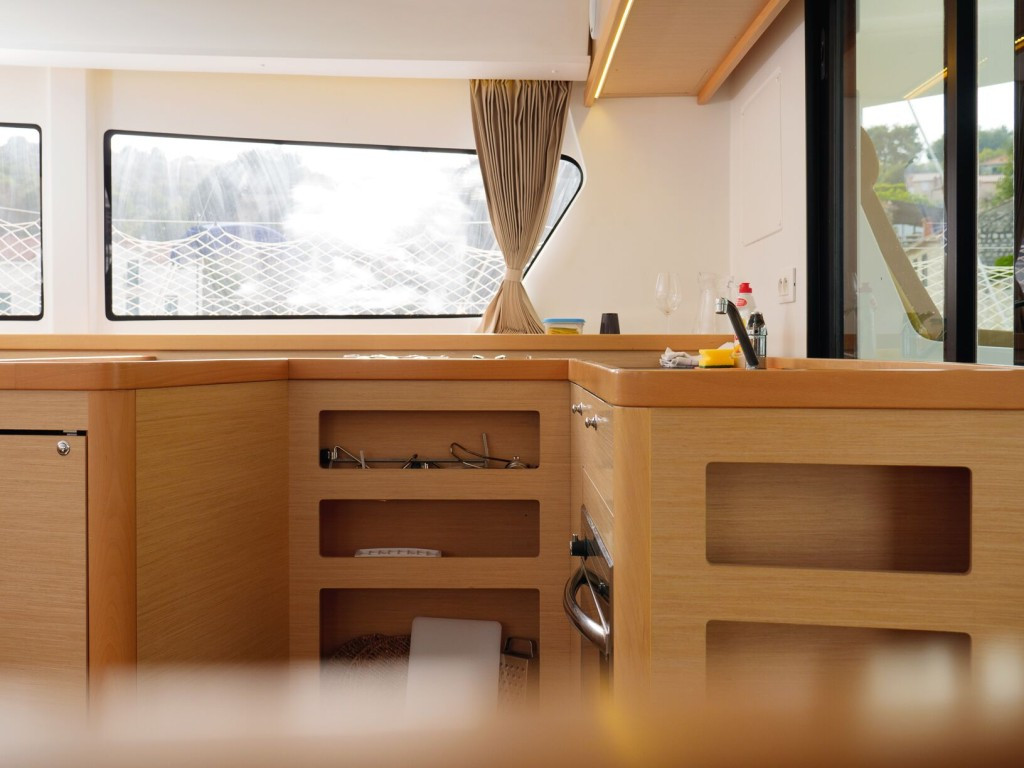 Yacht LAGOON - 42 "Galapagos"