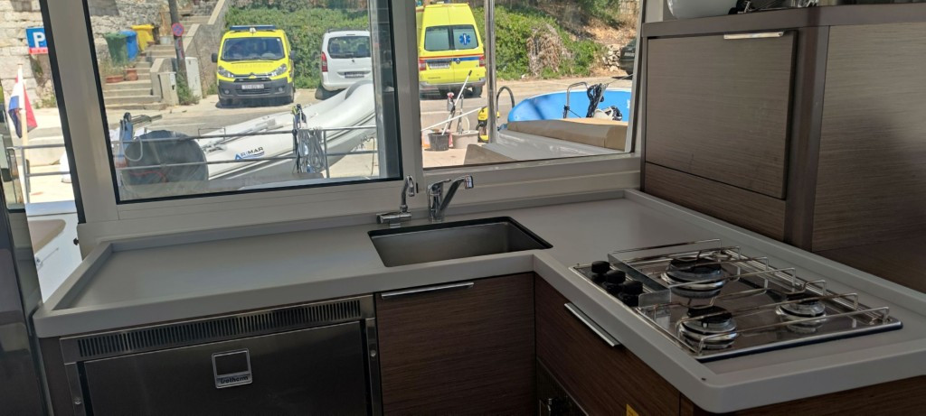 Yacht LAGOON - 40 "Solentia"