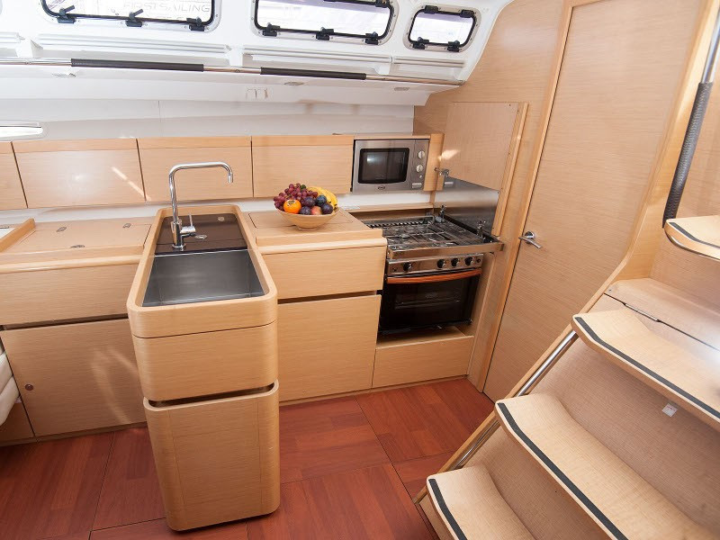 Yacht BENETEAU - First 45 "Galata"
