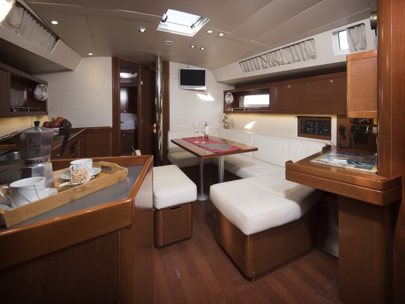 Yacht BENETEAU - Oceanis 45 "Frida"