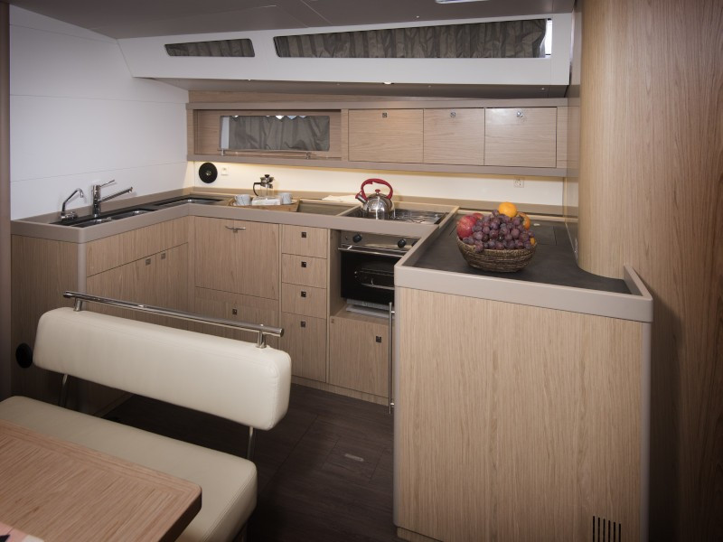 Yacht BENETEAU - Oceanis 48 "Trim"