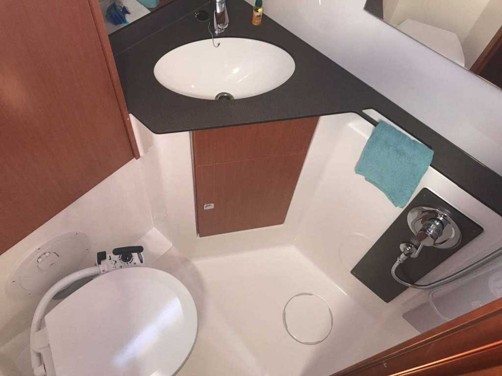 Yacht BAVARIA - Cruiser 46 "Sherdana"