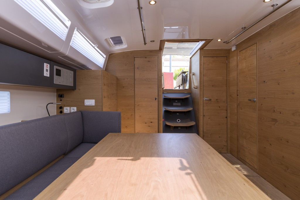 Yacht ELAN - Impression 43 "Vekenega"