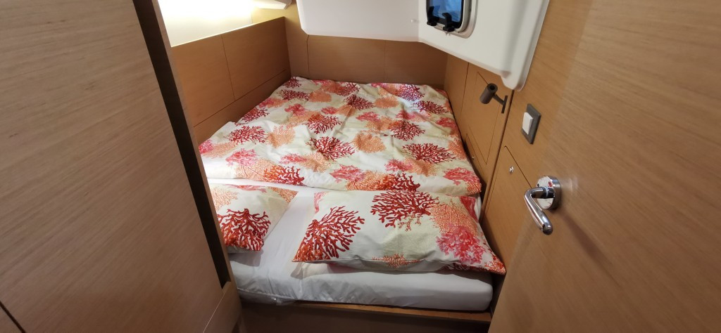 Yacht JEANNEAU - Sun Odyssey 410 "Jutisa"