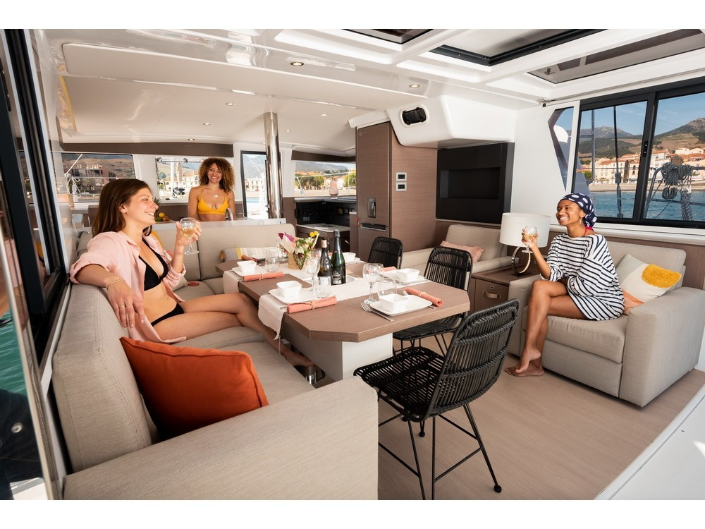 Yacht CATANA - Bali 4.2 "La Luna"