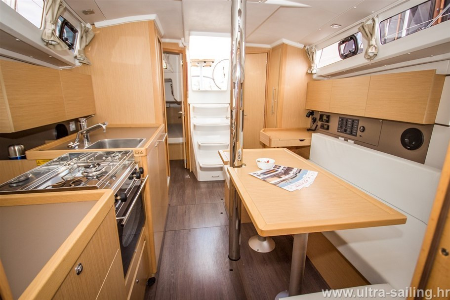 Yacht BENETEAU - Oceanis 35 "Gaston"