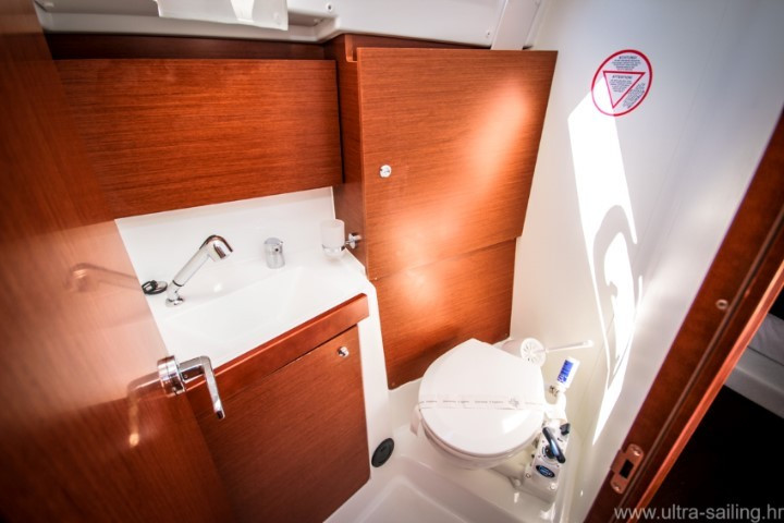 Yacht BENETEAU - Oceanis 35 "Dalmar"