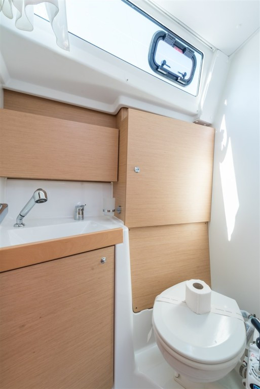 Yacht BENETEAU - Oceanis 38 "Rusalka"