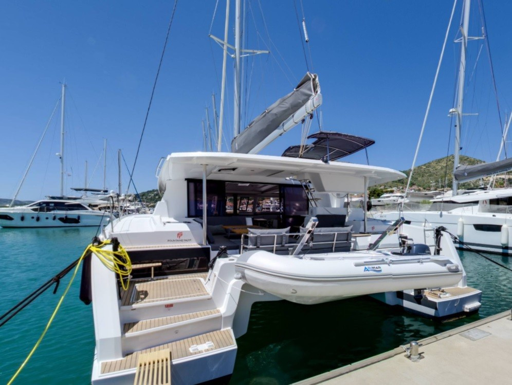 Yacht FOUNTAINE PAJOT - Astrea 42 "Crazy Diamont"