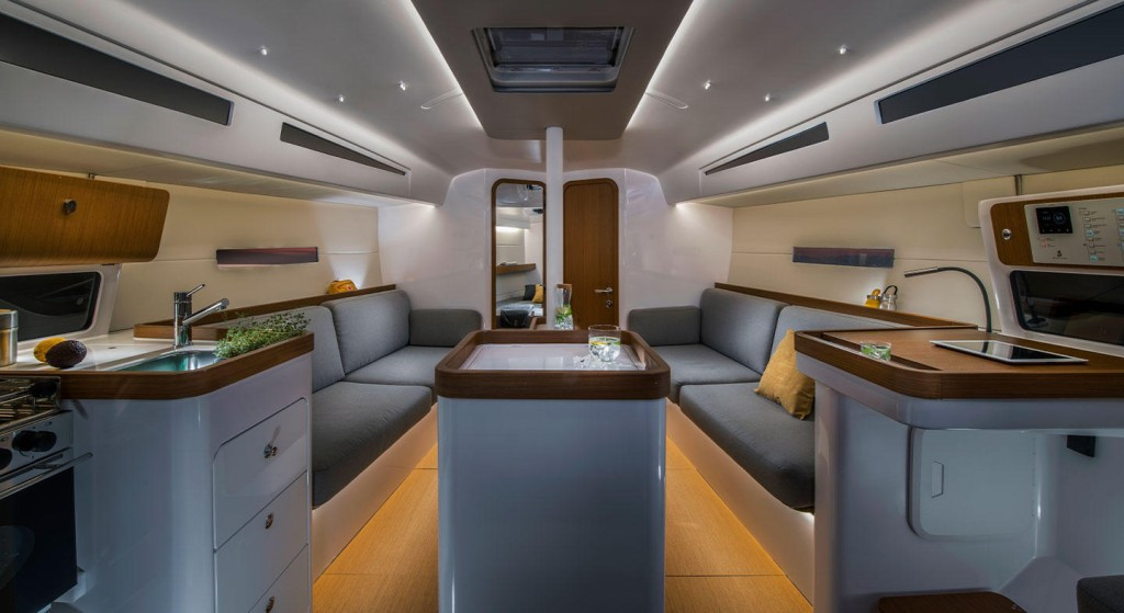 Yacht BENETEAU - First 36 "Ultra First"