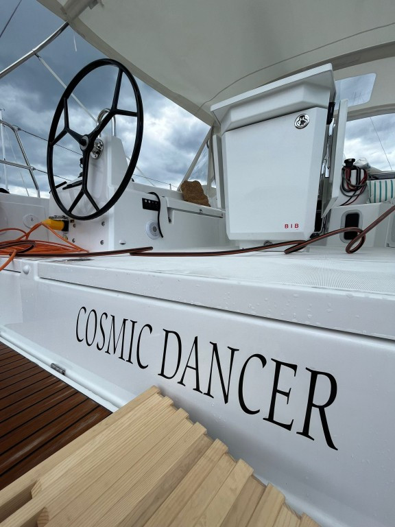 Yacht BENETEAU - Oceanis 40.1 "Cosmic Dancer"