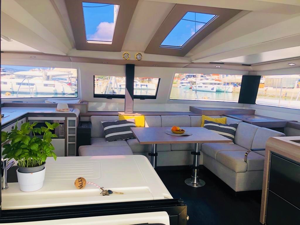 Yacht FOUNTAINE PAJOT - Elba 45 Quatour "Princess Valeria"