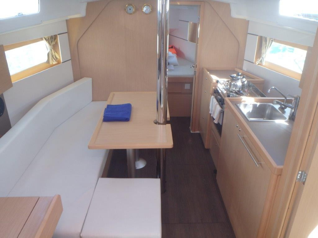 Yacht BENETEAU - Oceanis 35 "Gala"