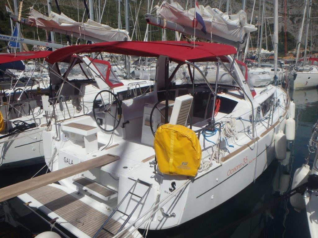 Yacht BENETEAU - Oceanis 35 "Gala"