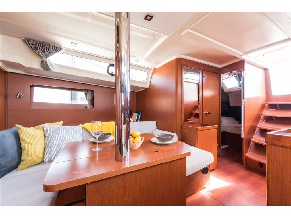 Yacht BENETEAU - Oceanis 41.1 "Sparkling"