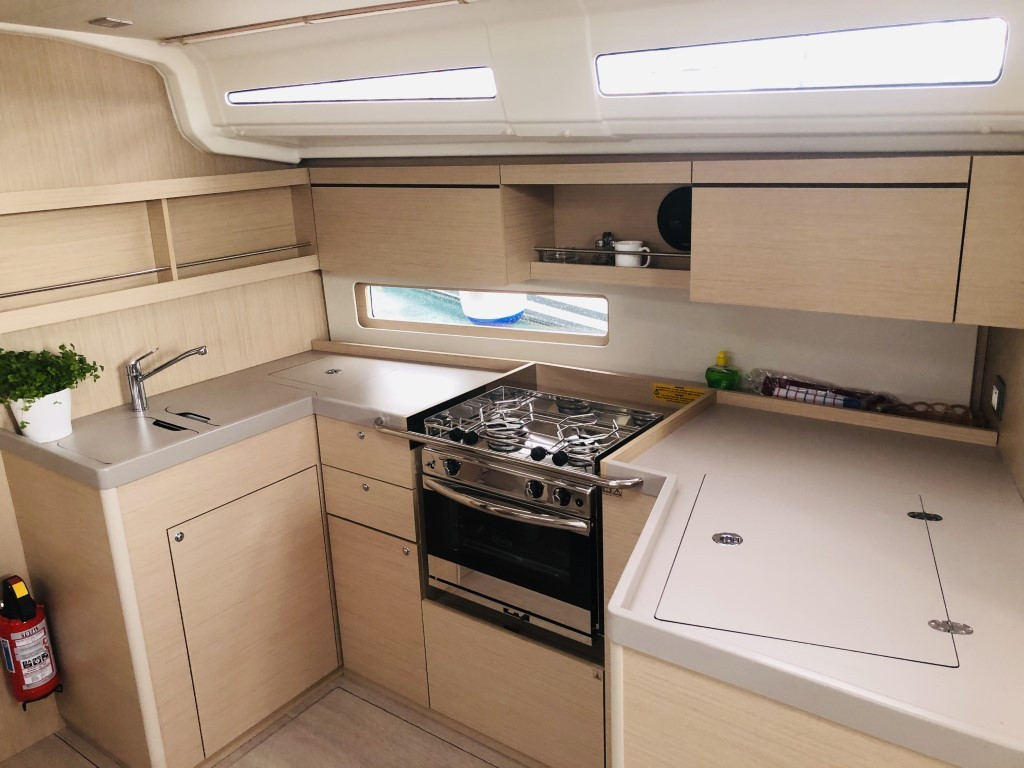 Yacht BENETEAU - Oceanis 40.1 "Azorian"