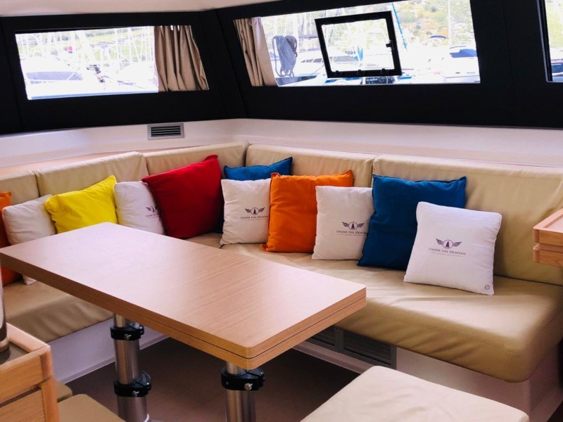 Yacht DUFOUR - 48 Catamaran "Bahia Serena"