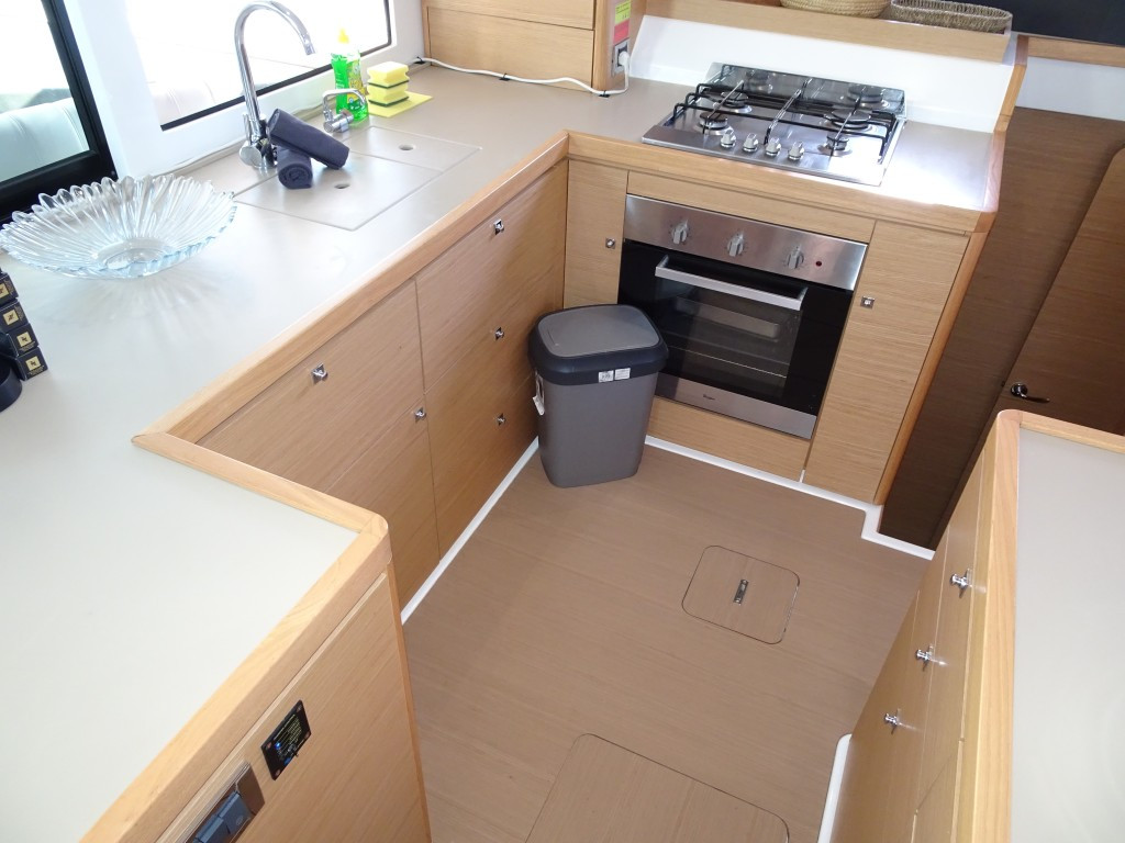 Yacht DUFOUR - 48 Catamaran "Bahia Serena"