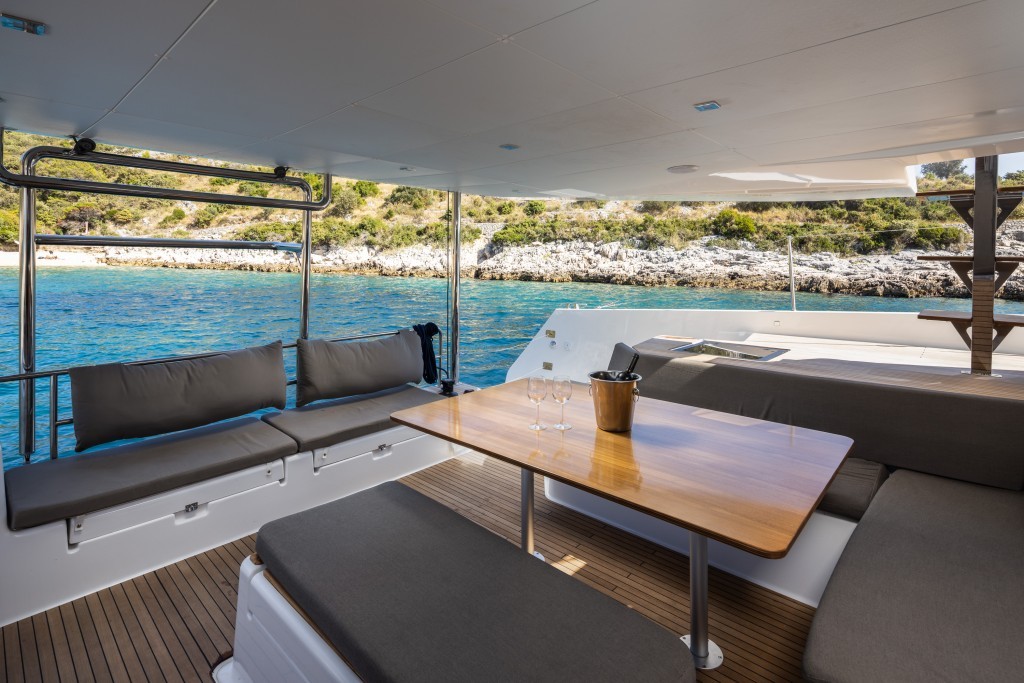 Yacht DUFOUR - 48 Catamaran "Clo"