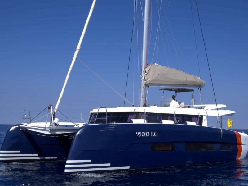 Yacht DUFOUR - 48 Catamaran "Nox"
