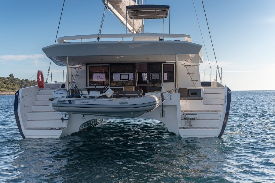 Yacht DUFOUR - 48 Catamaran "Nox"