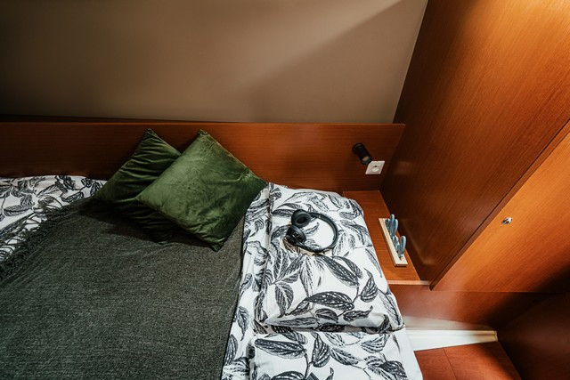 Yacht BENETEAU - Oceanis 38 "Happy"