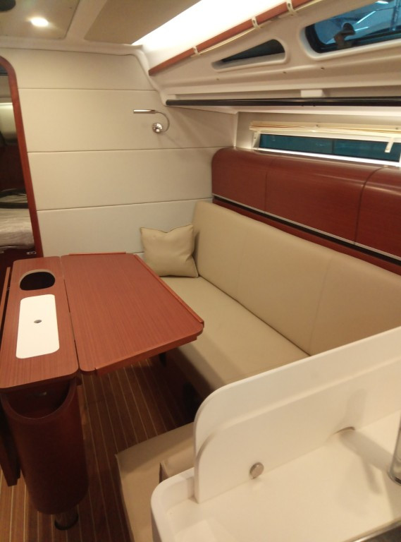 Yacht DEHLER - 38 SQ "Break Free"