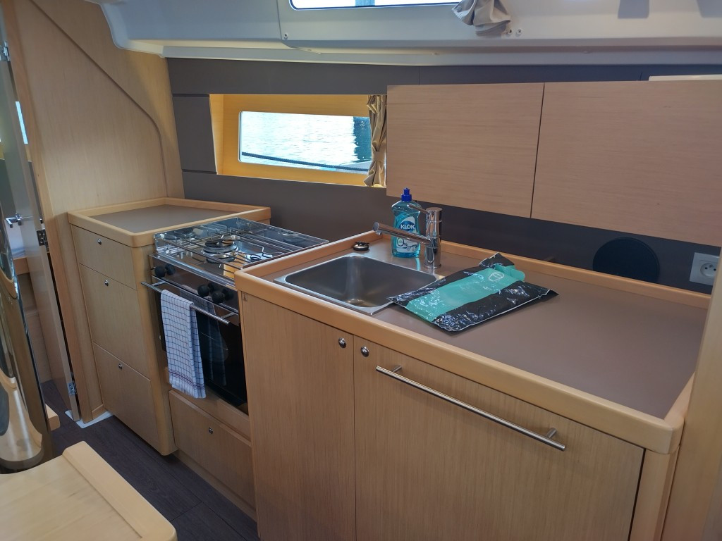 Yacht BENETEAU - Oceanis 35 "Zomer"