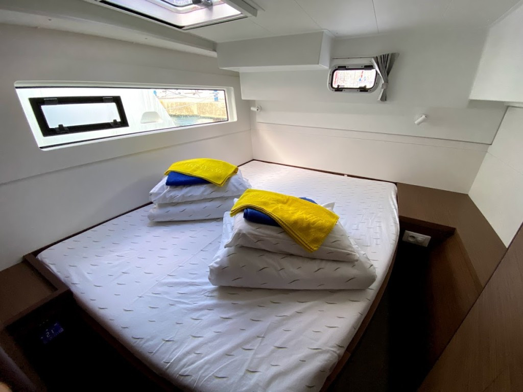 Yacht LAGOON - 40 "Heronia"