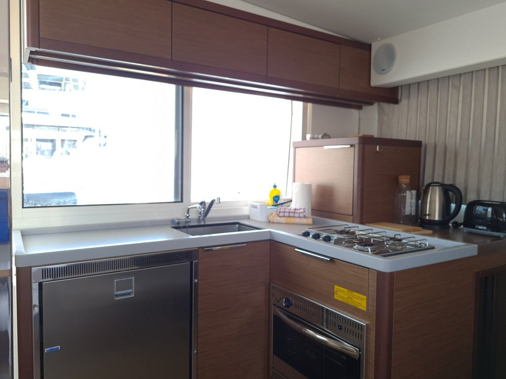 Yacht LAGOON - 40 "Sailing Point"