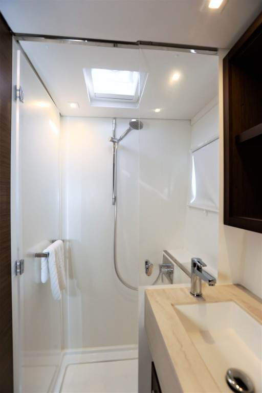 Yacht LAGOON - 46 "Lady Point"