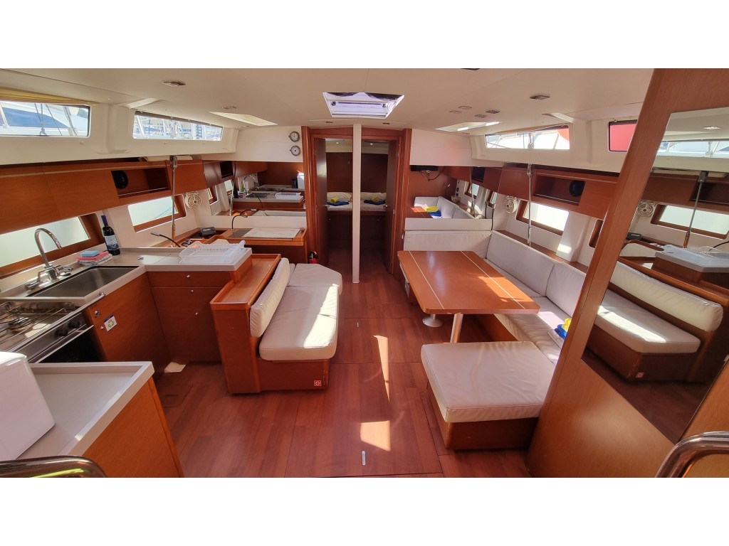 Yacht BENETEAU - Oceanis 51.1 "South Point"