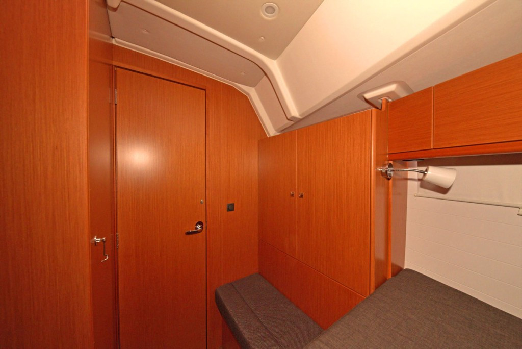 Yacht BAVARIA - Cruiser 46 "Tequila"