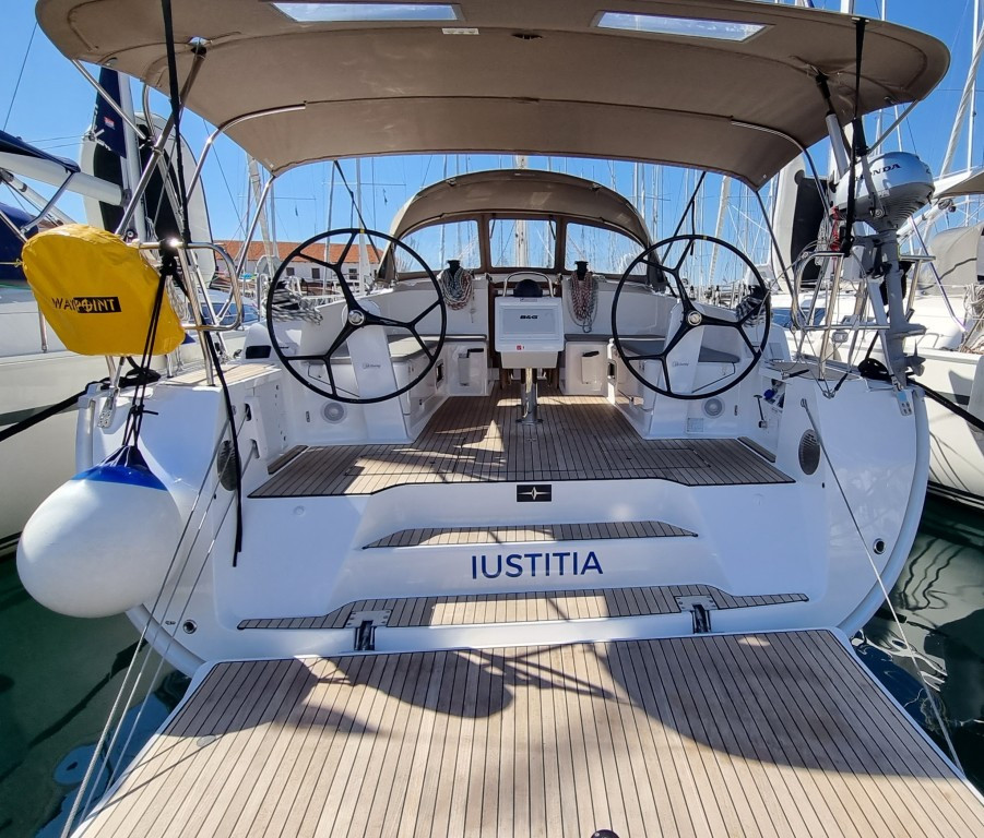 Yacht BAVARIA - Cruiser 46 "Iustitia"